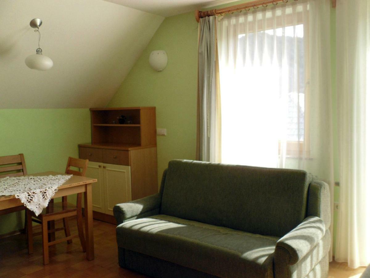 קמניק Apartmaji Hribar Pr'Ostank מראה חיצוני תמונה